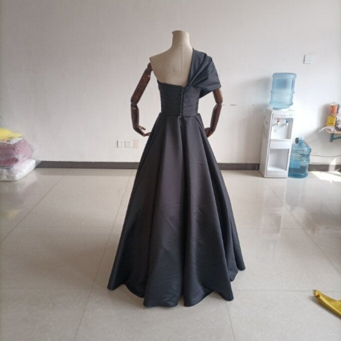 Black Satin One-Shoulder Bridesmaid Dress